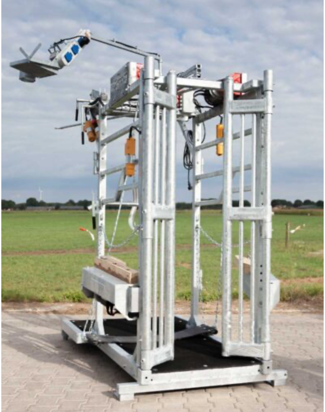 Electric Farmers Hoofcare Crush